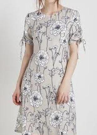 Сукня в квітковий принт bgn / m / xl
