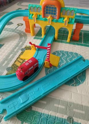 Залізна дорога депо станція поїзд chuggington
