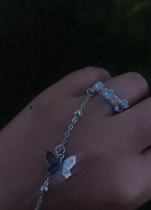 Гарний жіночий браслет