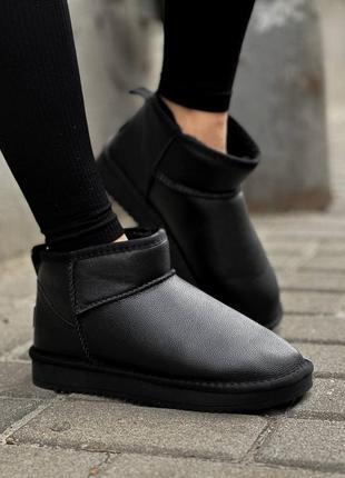 Ugg ultra mini black