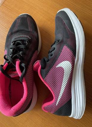 Кроссовки nike р.37-38