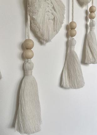 Подвеска декор макраме лист с кистями и бусинами