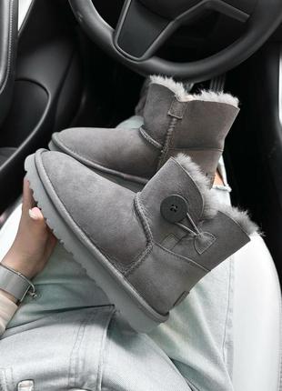Водовідштовхуючі уггі uggbailey button grey mini