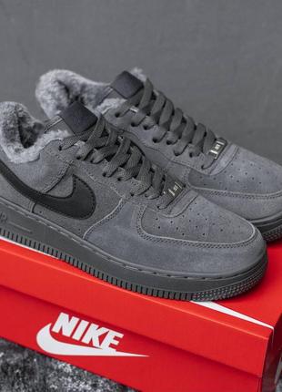Спортивные замшевые зимние кроссовки с мехом nike air zapatillas
