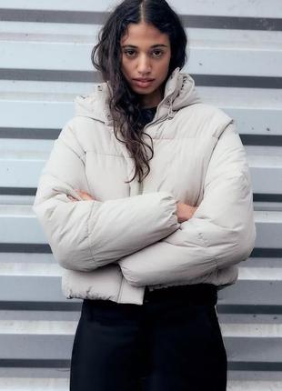 Стьобана куртка анорак бежева zara new