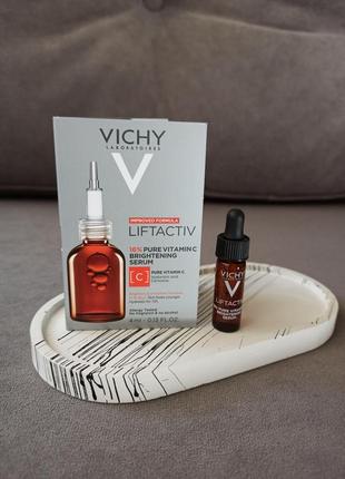 Сироватка для обличчя з 16% вітаміном c vichy liftactiv 16% pure vitamin c brightening serum 4ml