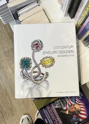 Книга 21st-century jewellery designers: an inspired style