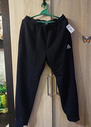 Чоловічі штани reebok