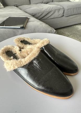 Кожаные мюли с мехом zara