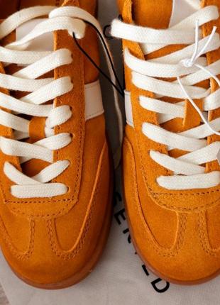 Reserved замшеві кросівки