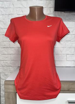 Оригинальная футболка для занятий спортом nike dri-fit