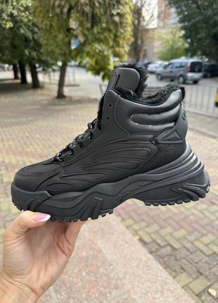 Зимние кроссовки / кроссовки на меху теплые