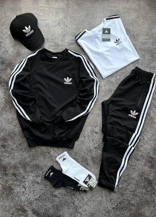 Спортивные костюмы adidas