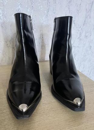 Ковбойки козаки черевики asos. тренд
