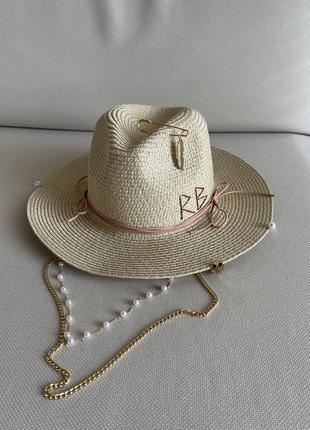 Женская шляпа ruslan baginskiy