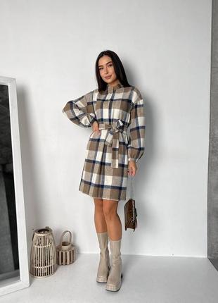 Женское стильное теплое приятное к телу платье