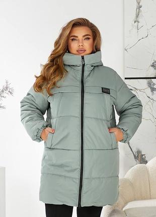 Женская зимняя стеганая куртка с капюшоном
