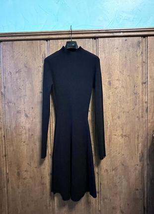 Платье миди в рубчик от bershka новое