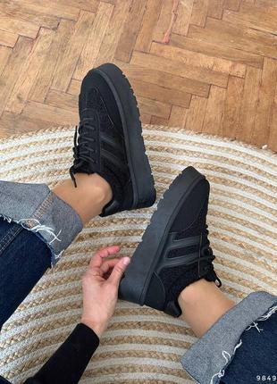 Жіночі кеди