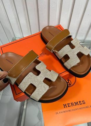 Шкіряні шльопанці в стилі hermes