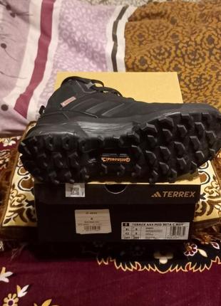Terrex ax4 beta cold.rdy, primaloft протектор continental. размер: us 8,uk 7,5 f 41 1/3 длина стельки 26 си.made in vietnam.