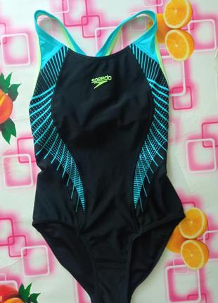 Фирменный купальник speedo р. -10