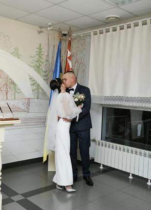 Весільна сукня