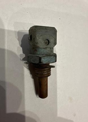 Датчик температури охолоджуючої рідини опель астра,кадет,вектра