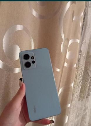 Телефон redmi 12 note почти новый