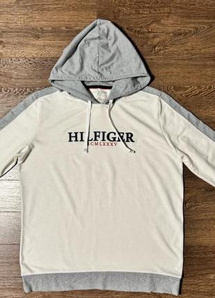 Толстовка tommy  hilfiger .