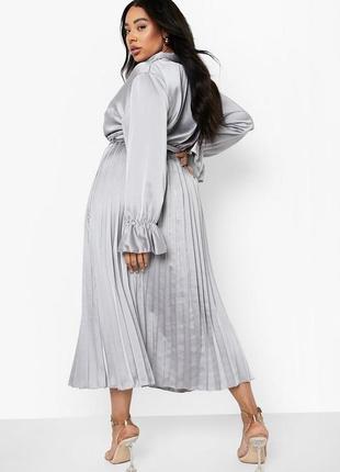 Атласна сатинова сукня міді на запах  uk 182 фото