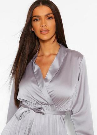 Атласна сатинова сукня міді на запах  uk 187 фото