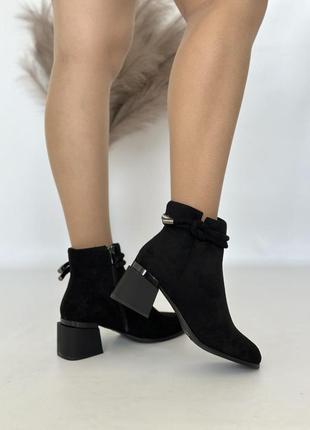 Утепленные женские ботильоны