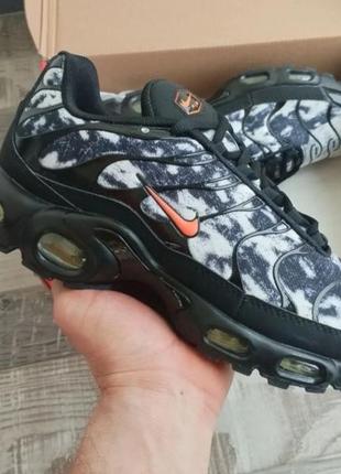 Кроссовки nike air max plus tn | найк аир макс плюс тн