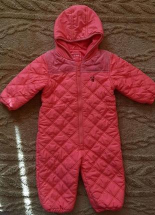 Очень красивый демисезонный комбинезон next