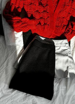 Короткая теплая юбка prettylittlething