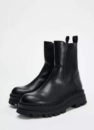 Ботинки черные трактрона подошва zara new