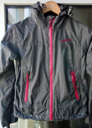 Женская куртка ветровка stormberg