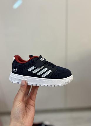 Кроссовки детские 2