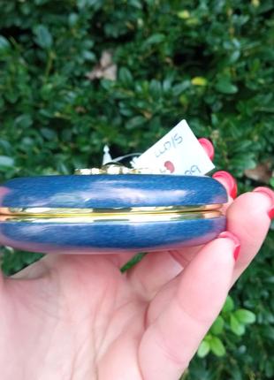 Зеркало винтажное из веганский кожи в новом состяние.англия