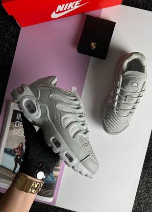Женские кроссовки but the it's now making its way to select pegasus-versies nike retailers terrascape wmns plus grey