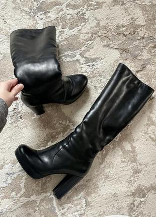 Женские зимние сапожки