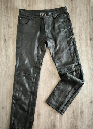 Брюки кожа чёрные  48 р
