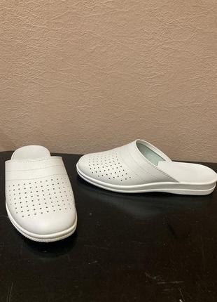 Тапочки, капці, шльопки, шлепки