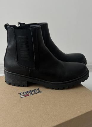 Tommy hilfiger, осенние сапоги 39р