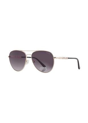 Солнцезащитные очки фантазийная guess