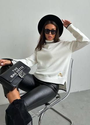 Светр в стилі loro piana