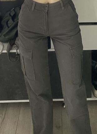 Штани карго stradivarius