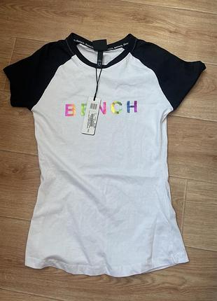 Футболка bench