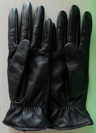 Стильные перчатки кожаные h&amp;m, варежки
